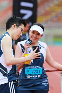 BIB: 2231
                            <button type="button" onclick="openModal(4647906)" class="btn btn-primary btn-sm float-right btn-popup" data-toggle="modal" data-target=".modal-high-quality">
                        <i class="fas fa-shopping-cart"></i> Add to Cart
                    </button>
                                            <button type="button" onclick="isThisMe(4647906, true)" class="btn btn-success btn-sm float-right btn-popup btn-isme hidden" data-toggle="tooltip" data-placement="bottom" title="นี่คือรูปของคุณใช่ไหม คลิกที่นี่เพื่อเอาเข้าอัลบั้ม">
                        <i class="fas fa-plus"></i> Add to album
                    </button>
                    <button type="button" onclick="isThisMe(4647906, false)" class="btn btn-warning btn-sm float-right btn-popup btn-isnotme hidden">
                        <i class="fas fa-ban"></i> Remove from album
                    </button>